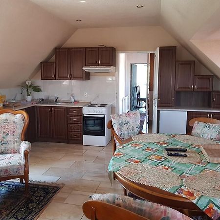 Villa Apartment Ruban Luaran gambar