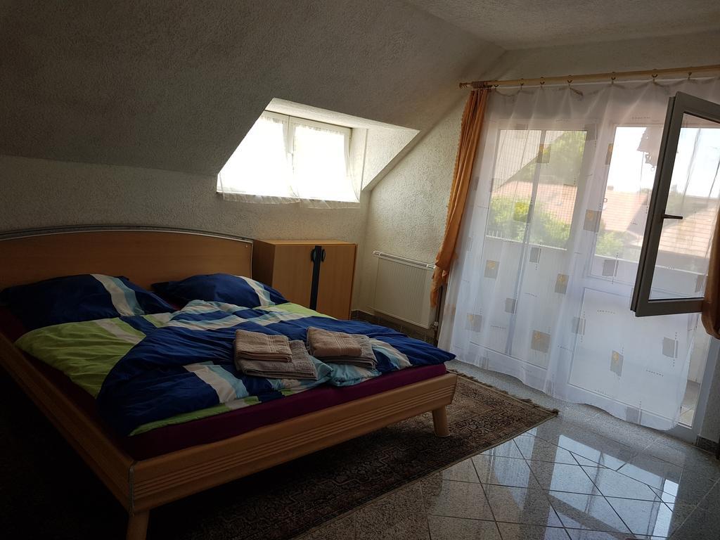 Villa Apartment Ruban Luaran gambar