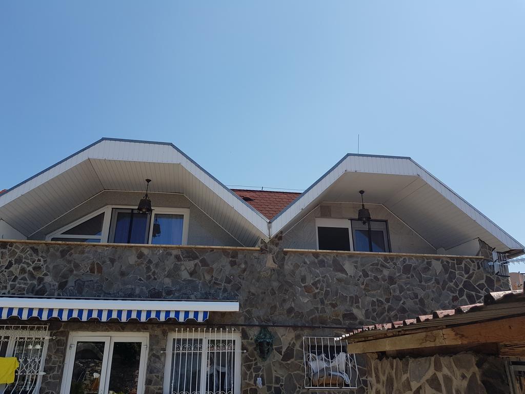 Villa Apartment Ruban Luaran gambar